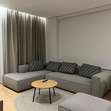 Comfort Тирана