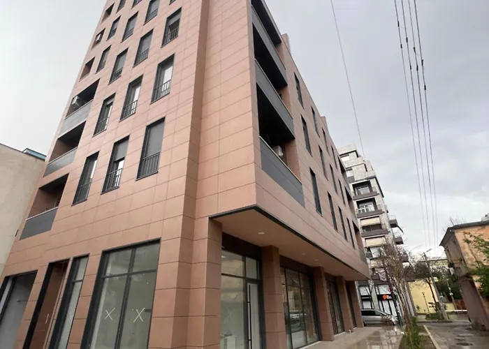 Comfort Тирана